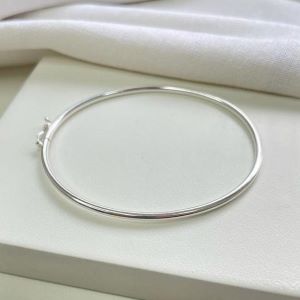 Bracelete Liso Fio Redondo em Prata